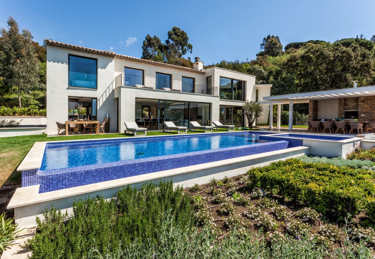 Villa à La Croix-Valmer - VILLA COLIBRI ST TROPEZ CÔTE D'AZUR 10-BD