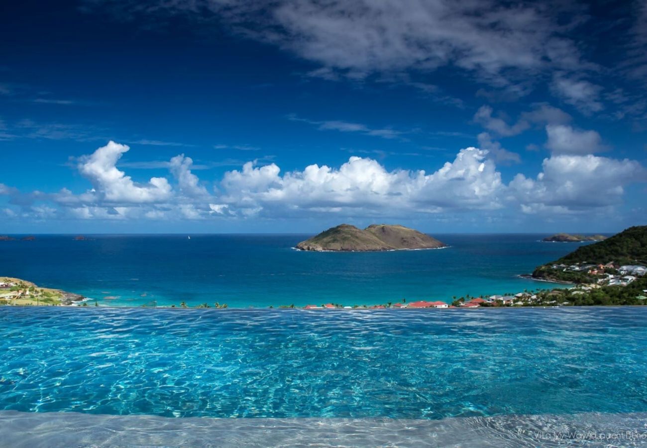 villa à louer avec vue sur l'océan indien st barthelemy