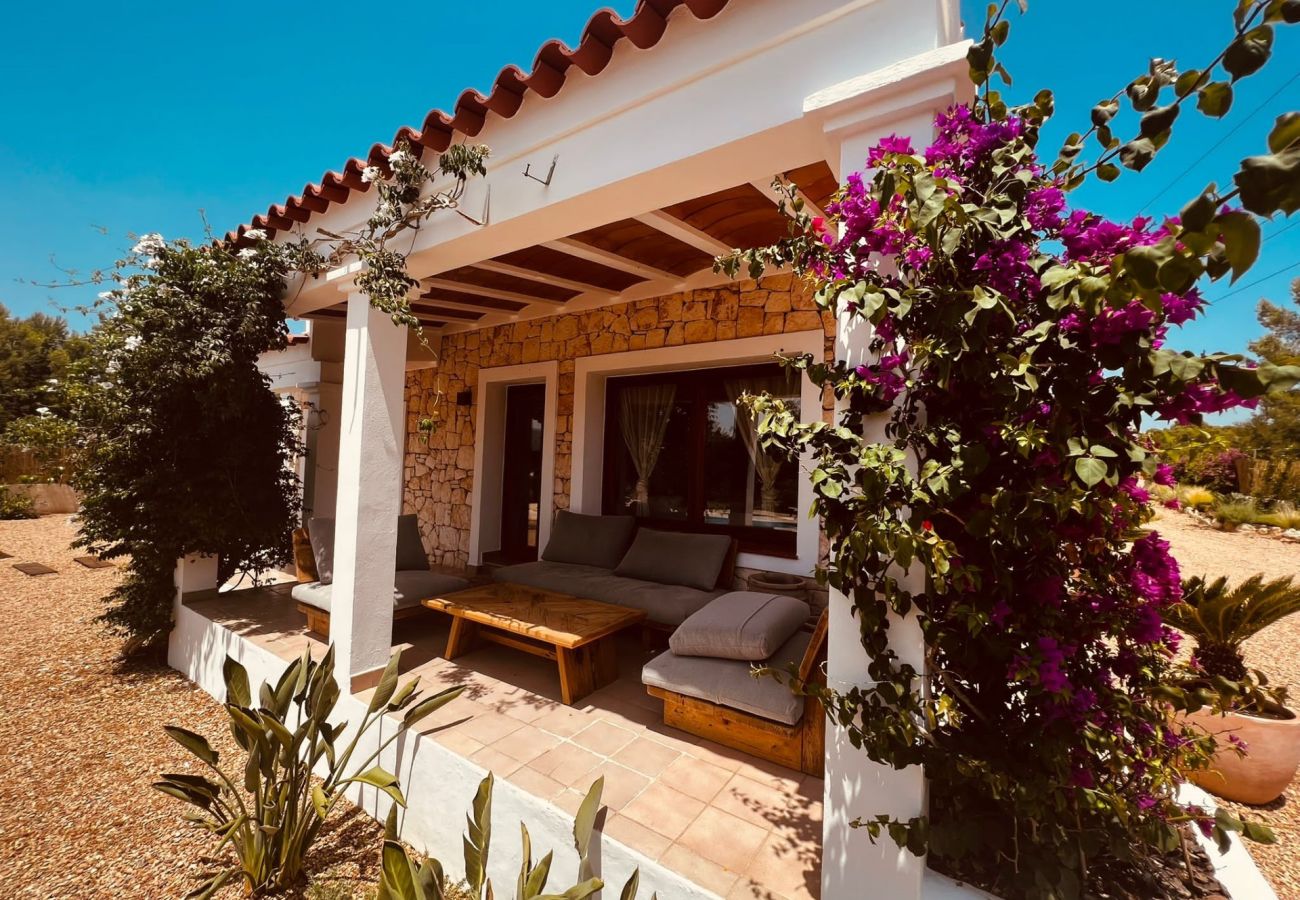 Villa in Ibiza / Eivissa - VILLA 4 PALMS IBIZA 6-BD